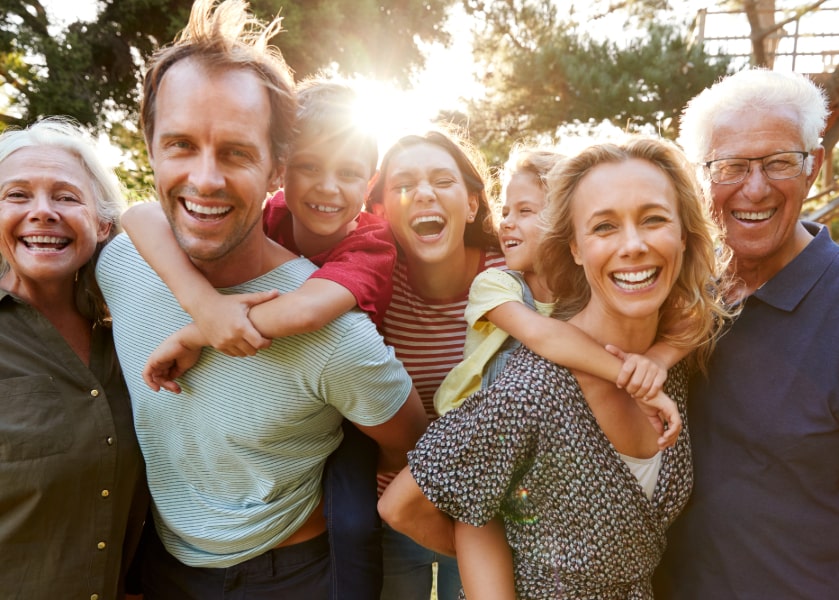 3 generations of family with the children